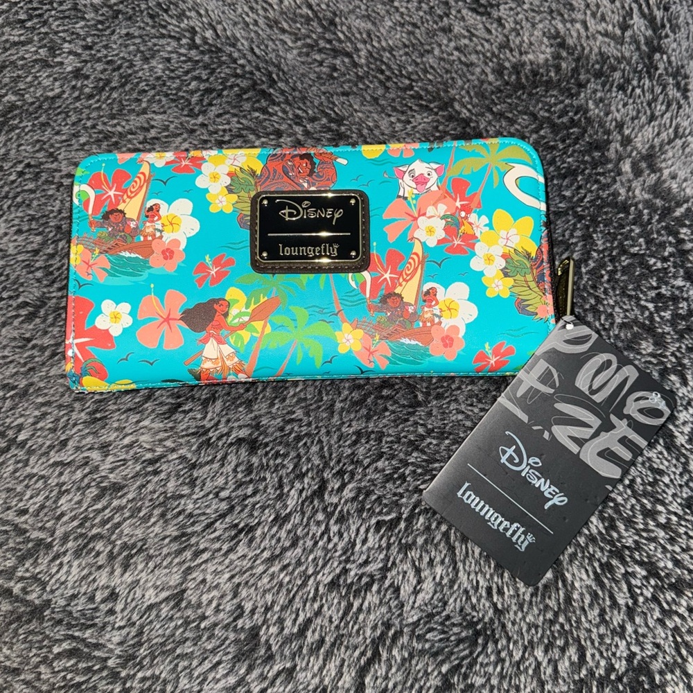 NWT Disney Loungefly Moana Wallet